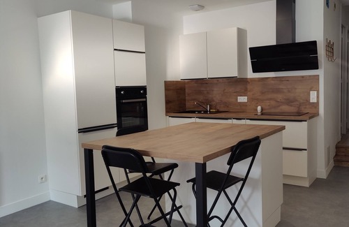 Granville Apartment | Charming appartement in the center of Granville