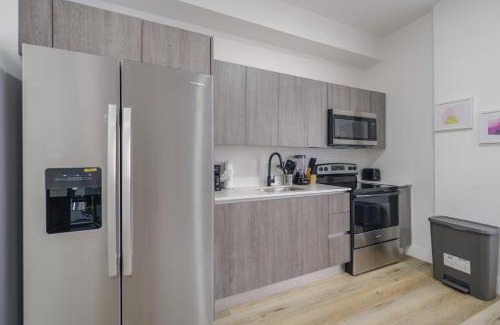 East Little Havana Apartment | Charming Apt Near to Stadium LoanDepot Park