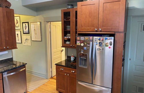 Logan Square Apartment | Charming art filled Chicago 3 bedroom in popular Logan Square. Lovely yard.