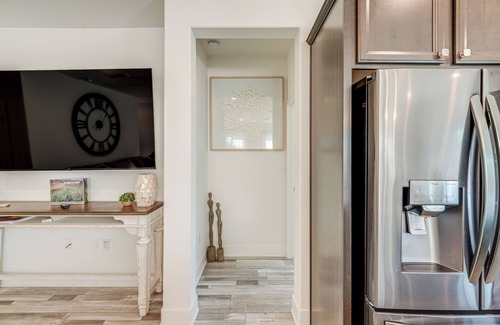 Greenacres House | Charming Bakersfield Home w/Yard & Patio!