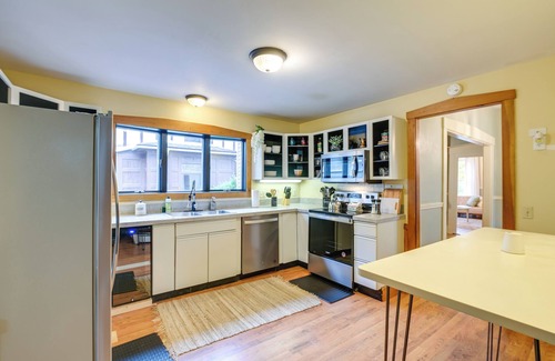 Bangor Cottage | Charming Bangor Home w/Deck < 1 Mi to Downtown