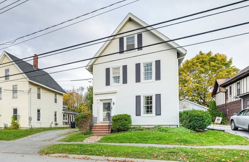 Bangor Cottage | Charming Bangor Home w/Deck < 1 Mi to Downtown