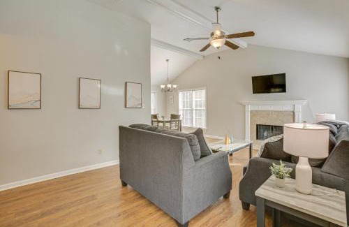 Mid City South Apartment | Charming Baton Rouge Retreat with Community Pool!