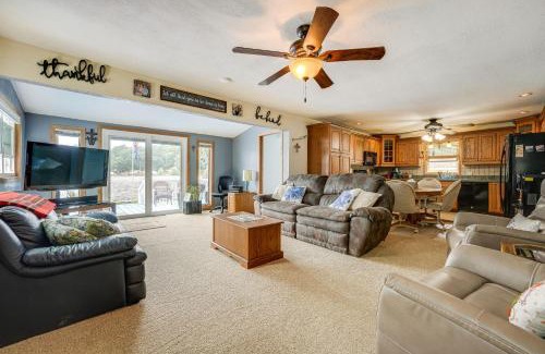 Battle Creek House | Charming Battle Creek Cottage with Dock!