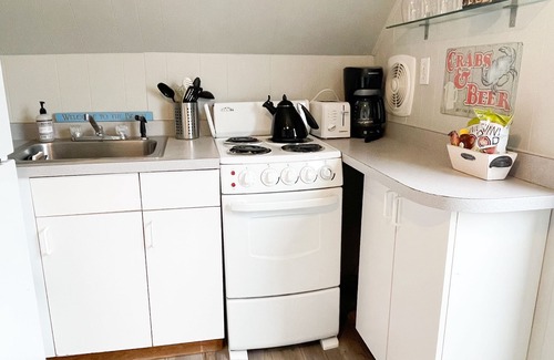 Brigantine Apartment | Charming Beach Block Apartment