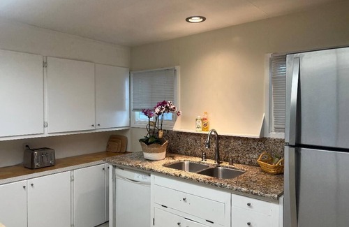 Balboa Island House | Charming Beach House Rental