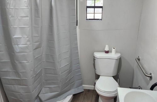 Lewistown Bed & Breakfast | Charming bed & breakfast in pleasant Lewistown with AC