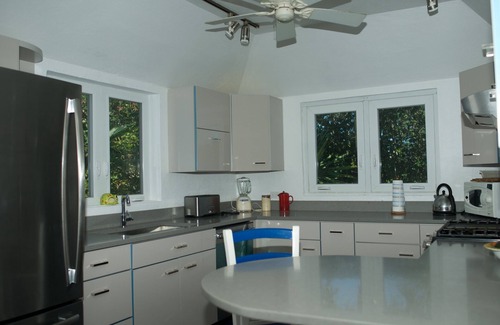 Southampton House | Charming Bermuda Cottage - 6 ppl - 5min walk from the beach