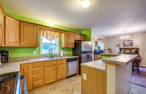 Beach Haven House | Charming Berwick Retreat w/Gas Grill & Deck!