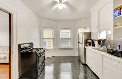 Front Park Apartment | Charming Buffalo Apartment 2 Mi to Downtown