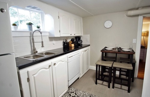 Greeley Apartment | Charming Bungalow Next to UNC - Free Cruiser Bikes!