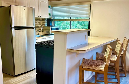 Alta Mesa House | Charming bungalow on the Mesa with AC in Santa Barbara