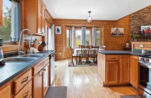 Boone Cabin | Charming Cabin in Quaint Community