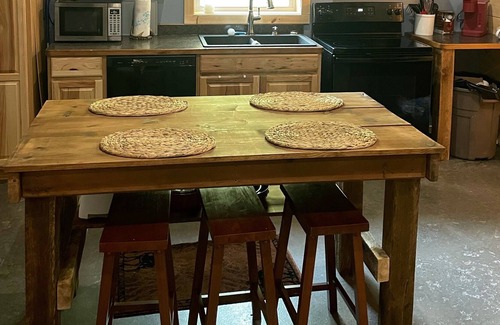 Goodson Cabin | Charming cabin near Bennett Springs, Pomme de Terre