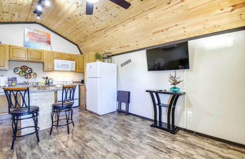 Newport Cabin | Charming Cabin Near Great Smoky Mountains!