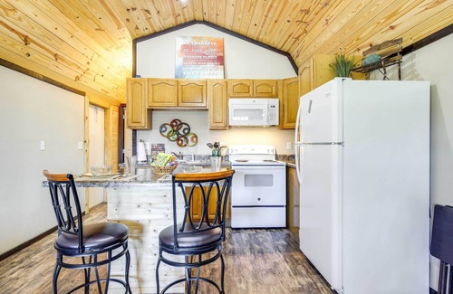 Newport Cabin | Charming Cabin Near Great Smoky Mountains!