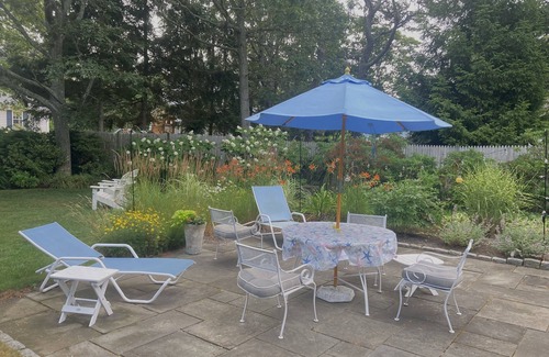 West Harwich House | Charming Cape Cod home, minutes to Nantucket Sound