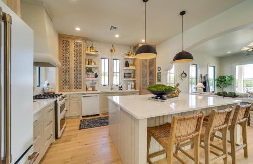 Eufaula House | Charming Carlton Landing Home Walk to Lake!