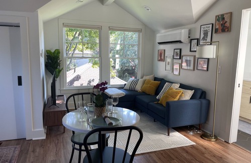 Atkins Park Apartment | Charming carriage house in heart of historic Atlanta