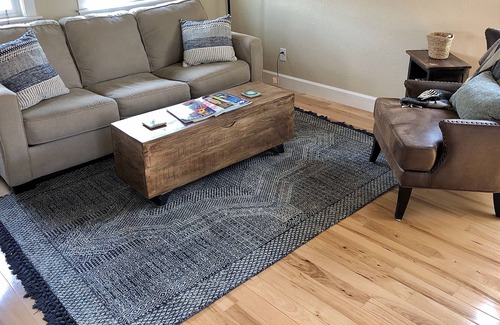 Rigden Farm House | Charming Carriage House Retreat or Temp Corporate Housing