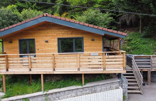 Rochesson Ski Chalet | Charming chalet du Faubourg, private spa, 4p