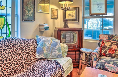 Flintstone Cottage | Charming Chattanooga Cottage ~ 2 Mi to St Elmo!