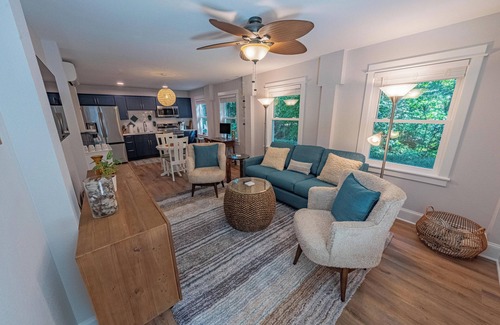 Kitty Hawk Apartment | Charming Coastal Oasis with Heated Pool in Kitty Hawk, NC