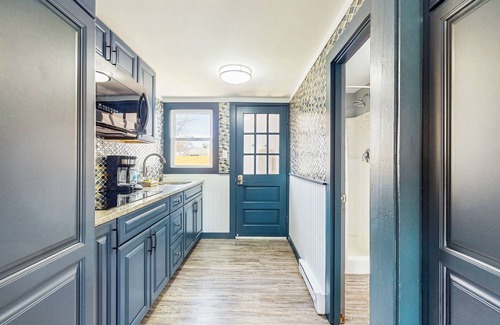 Southern Coast House | Charming Coastal Retreat with Ocean Views and Easy Access to Moody Beach
