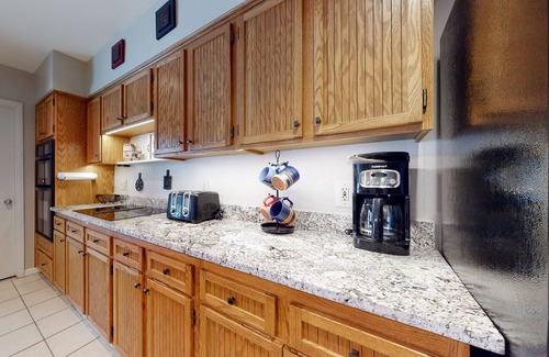 Steamboat Springs Condo | Charming condo with large kitchen & living area - perfect for a mountain getaway