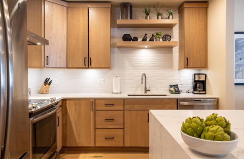 Tamarack Resort Condo | Charming Condo| Fireplace and Balcony