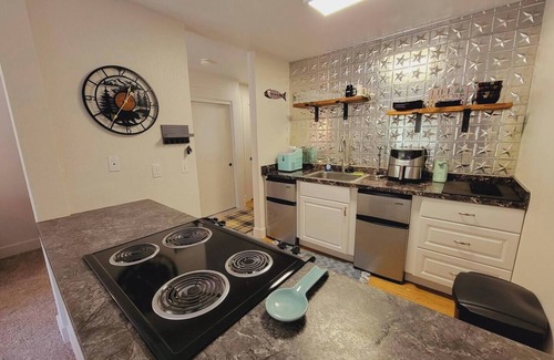 Shaver Lake Condo | Charming condo in amazing Shaver Lake with Fast WiFi and Hot tub