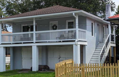 Wilmington Condo | Charming condo in the Soda Pop district of downtown Wilmington. Pet-friendly!