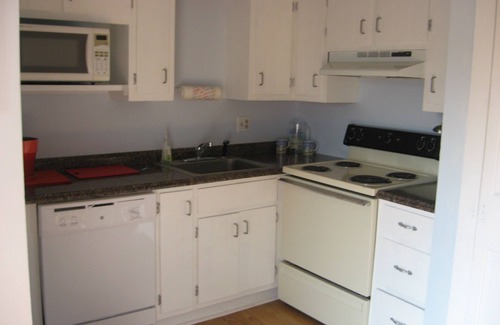 Hyannis Condo | Charming Condo in the Historic Section of Hyannis