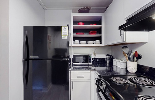 Warren Condo | Charming condo near skiing and trails with gas fireplace and deck