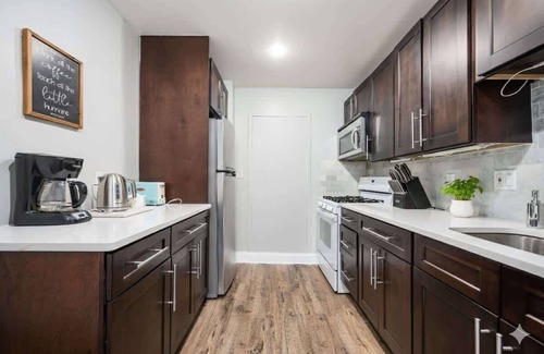 Old Fourth Ward Condo | Charming Condo with City Views in Atlanta