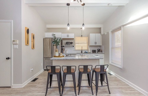 Durham House | Charming Contemporary 2 Bedroom Home in Durham