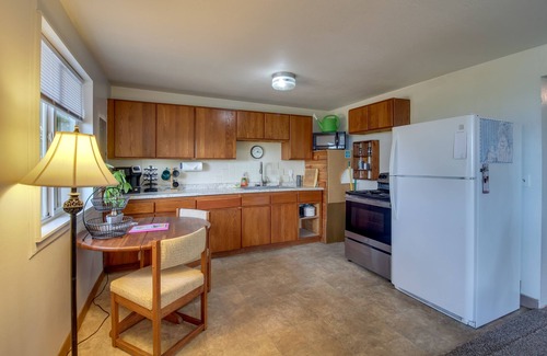 Coos Bay Apartment | Charming Coos Bay Apartment w/Water Views!