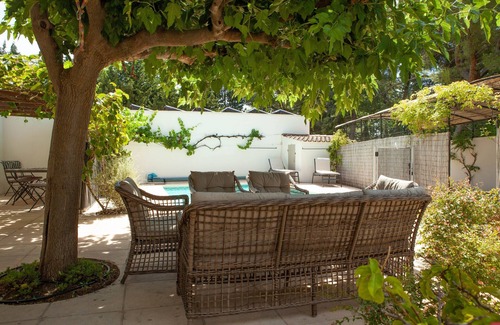 Salon-de-Provence House | Charming cottage in Provence, private pool and garden