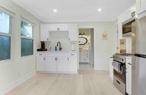 West Palm Beach Apartment | Charming Cottage on Croton #1