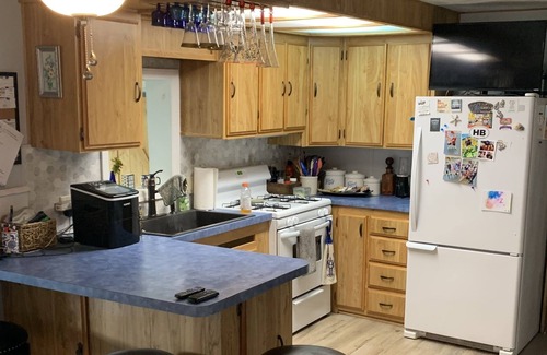 Ormond Beach Cottage | Charming Cottage Close to Beach and All Daytona Attractions.