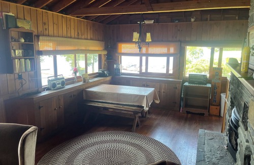 Northville Cottage | Charming cottage Called the Dolphin in Northville perfect for a relaxing getaway