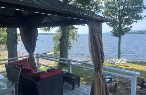 Northville Cottage | Charming cottage Called the Dolphin in Northville perfect for a relaxing getaway