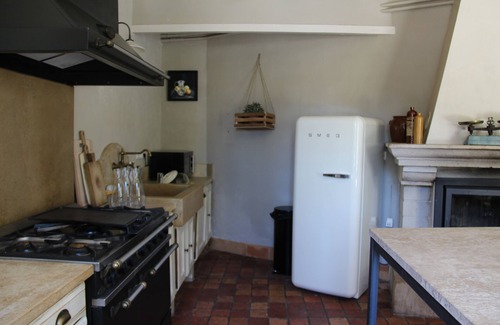 Pezens House | Charming cottage for 15 people, heated swimming pool, near Carcassonne.