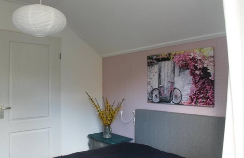 Krachtighuizen Cottage | Charming cottage for 2 to 4 people close to forest and heathland