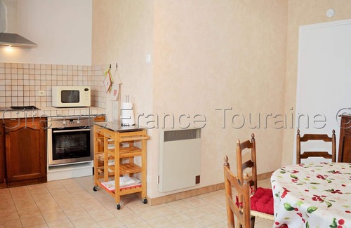 Azay-le-Rideau Cottage | Charming Cottage with Garden, Near Château d'Azay-le-Rideau, WiFi, Fireplace, Baby-Friendly