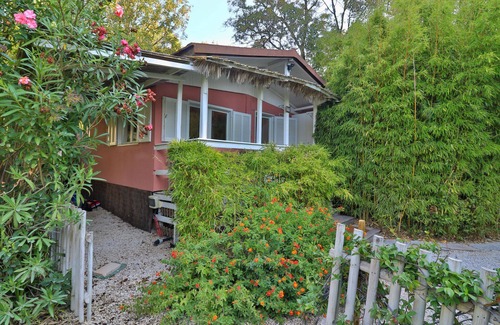 La Garde Cottage | Charming Cottage in a private residence with pool - Beaches walking distance