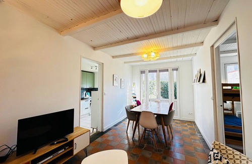 Fouras House | Charming cottage in Fouras, 200m from the beach, perfect for 4 guests