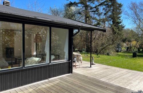 Udsholt House | Charming Cottage In Raageleje