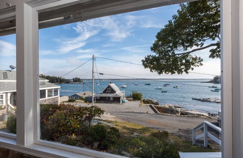 Five Islands House | Charming cottage overlooking picturesque Five Islands Harbor