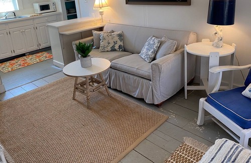 Quogue Cottage | Charming Cottage South of the Highway in Quogue. Perfect Beach Getaway!